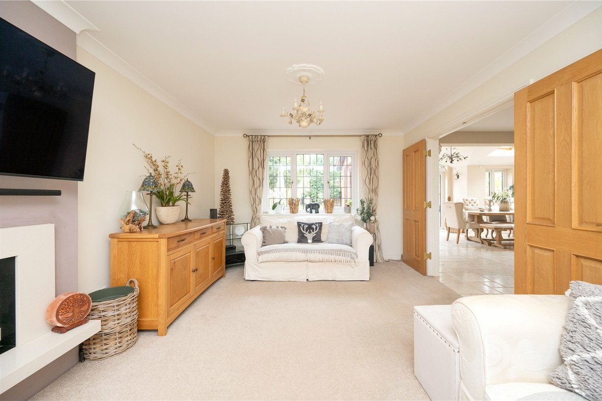 4 Bedroom House Sold Subject to ContractHouse Sold Subject to Contract in Park Street Lane, Park Street, St. Albans - View 20 - Collinson Hall