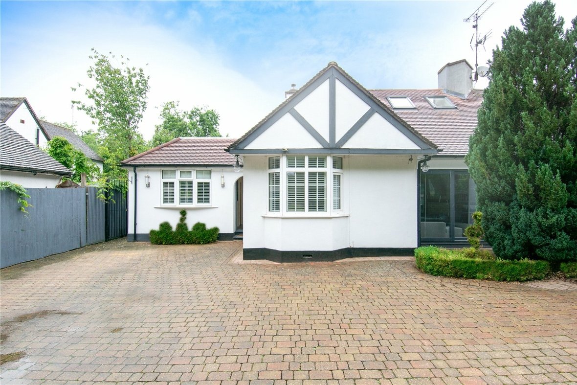 4 Bedroom Bungalow For SaleBungalow For Sale in Lye Lane, Bricket Wood, St. Albans - View 19 - Collinson Hall