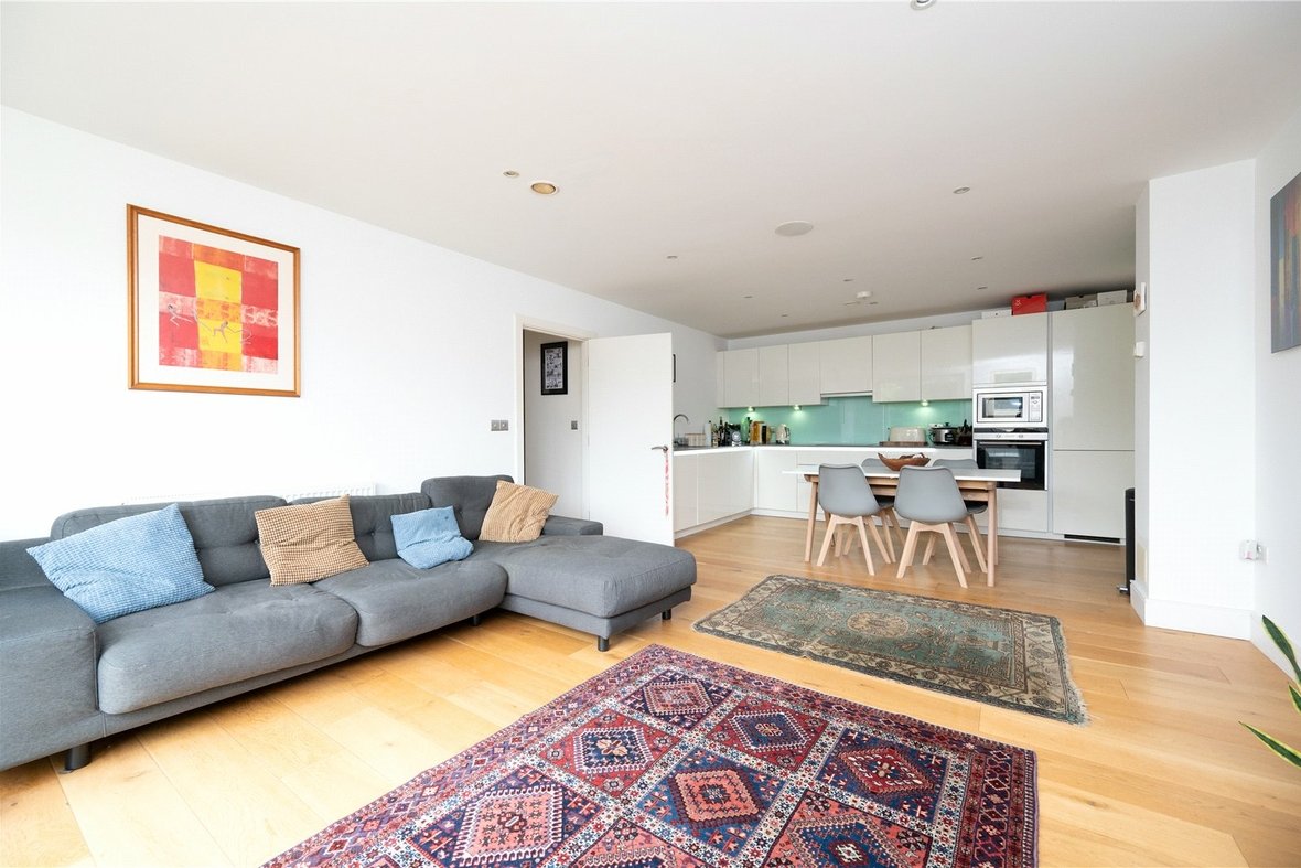 2 Bedroom Apartment Sold Subject to ContractApartment Sold Subject to Contract in Victoria Street, St. Albans, Hertfordshire - View 4 - Collinson Hall