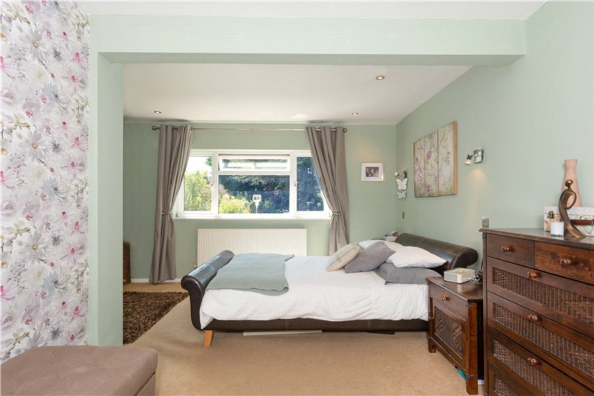 4 Bedroom House Sold Subject to Contract in Sandpit Lane, St. Albans, Hertfordshire - View 17 - Collinson Hall