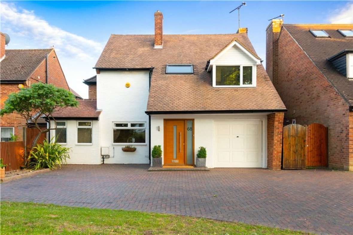 4 Bedroom House Sold Subject to Contract in Sandpit Lane, St. Albans, Hertfordshire - View 22 - Collinson Hall
