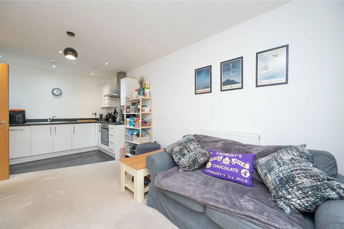 1 Bedroom Apartment For SaleApartment For Sale in Charrington Place, St. Albans, Hertfordshire - View 3 - Collinson Hall