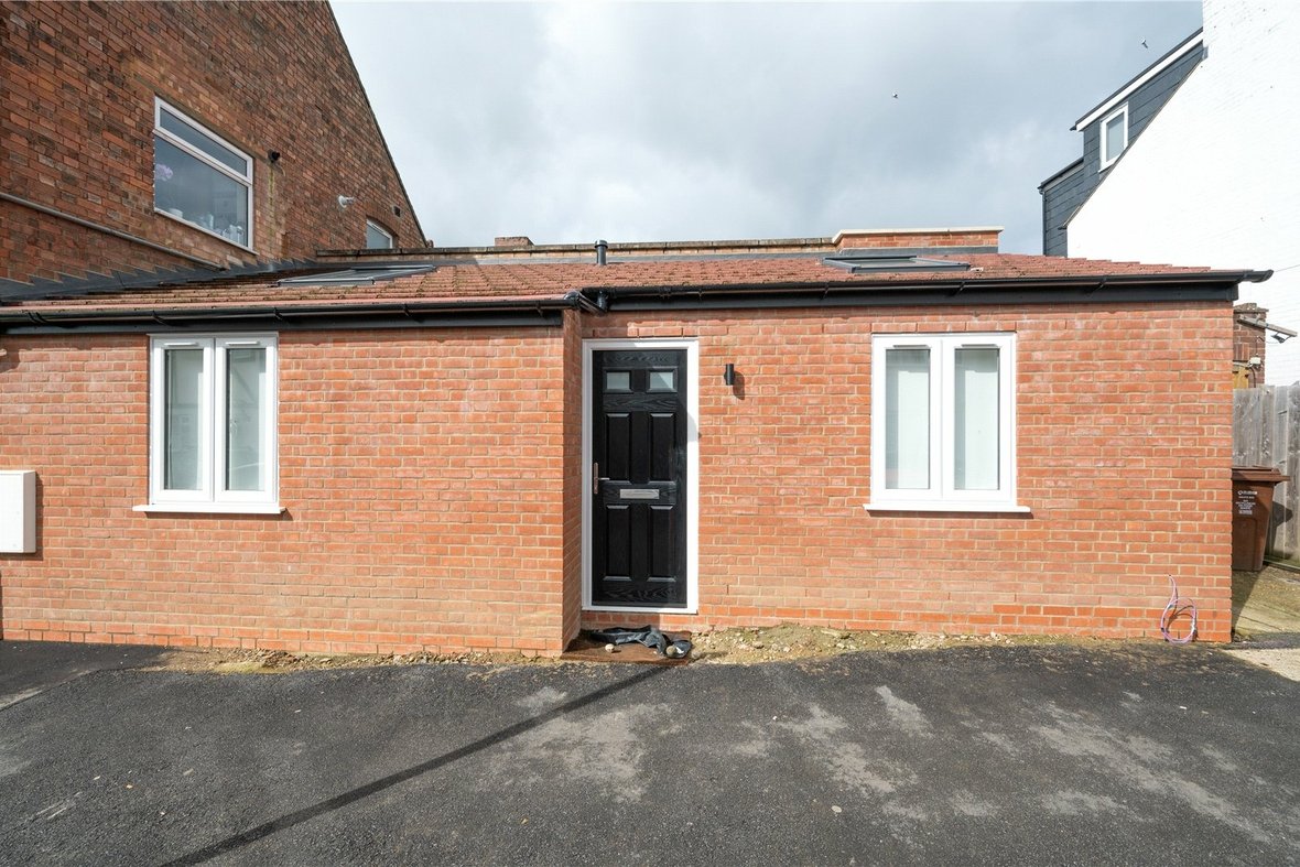 1 Bedroom Bungalow LetBungalow Let in Arthur Road, St. Albans, Hertfordshire - View 9 - Collinson Hall