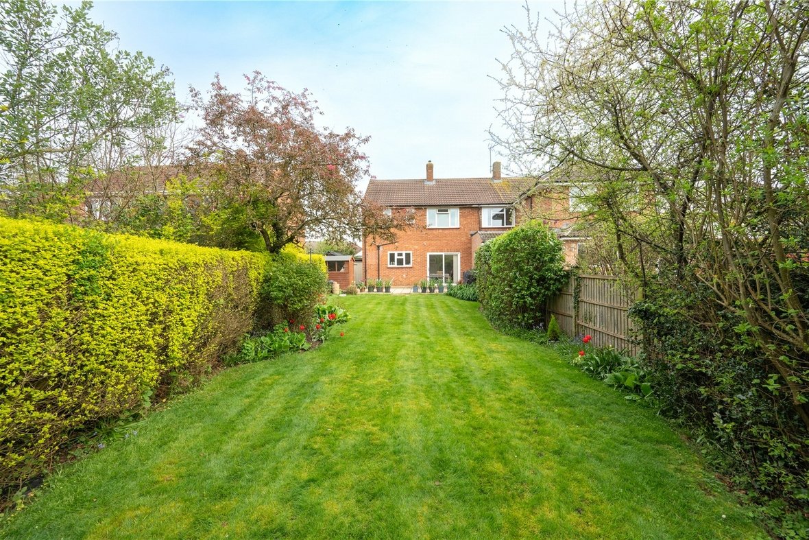 3 Bedroom House Sold Subject to ContractHouse Sold Subject to Contract in Chiswell Green Lane, St. Albans, Hertfordshire - View 12 - Collinson Hall