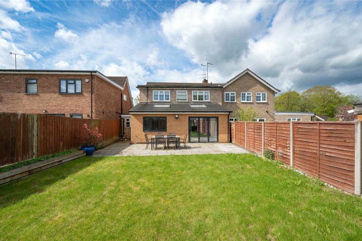 4 Bedroom House LetHouse Let in The Meads, Bricket Wood, St. Albans - View 6 - Collinson Hall