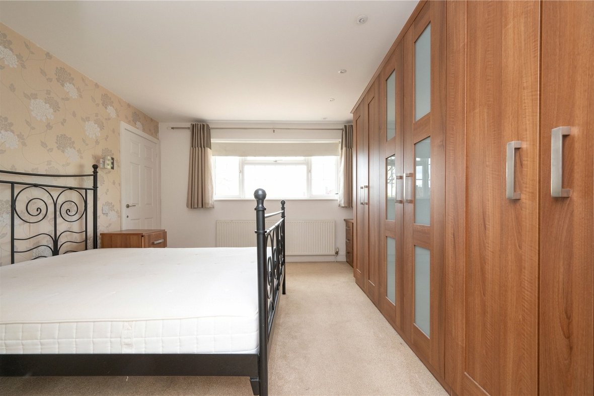 4 Bedroom House To LetHouse To Let in The Meads, Bricket Wood, St. Albans - View 7 - Collinson Hall