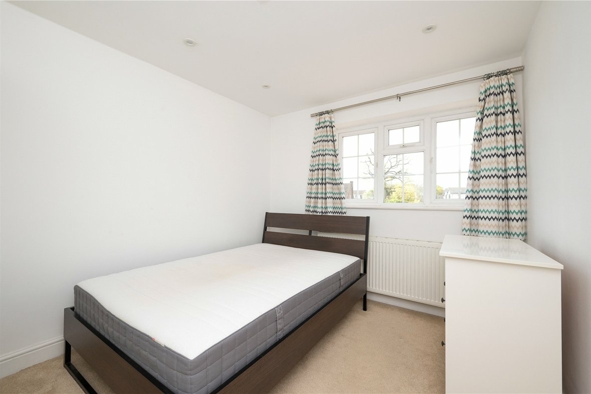 4 Bedroom House To LetHouse To Let in The Meads, Bricket Wood, St. Albans - View 8 - Collinson Hall