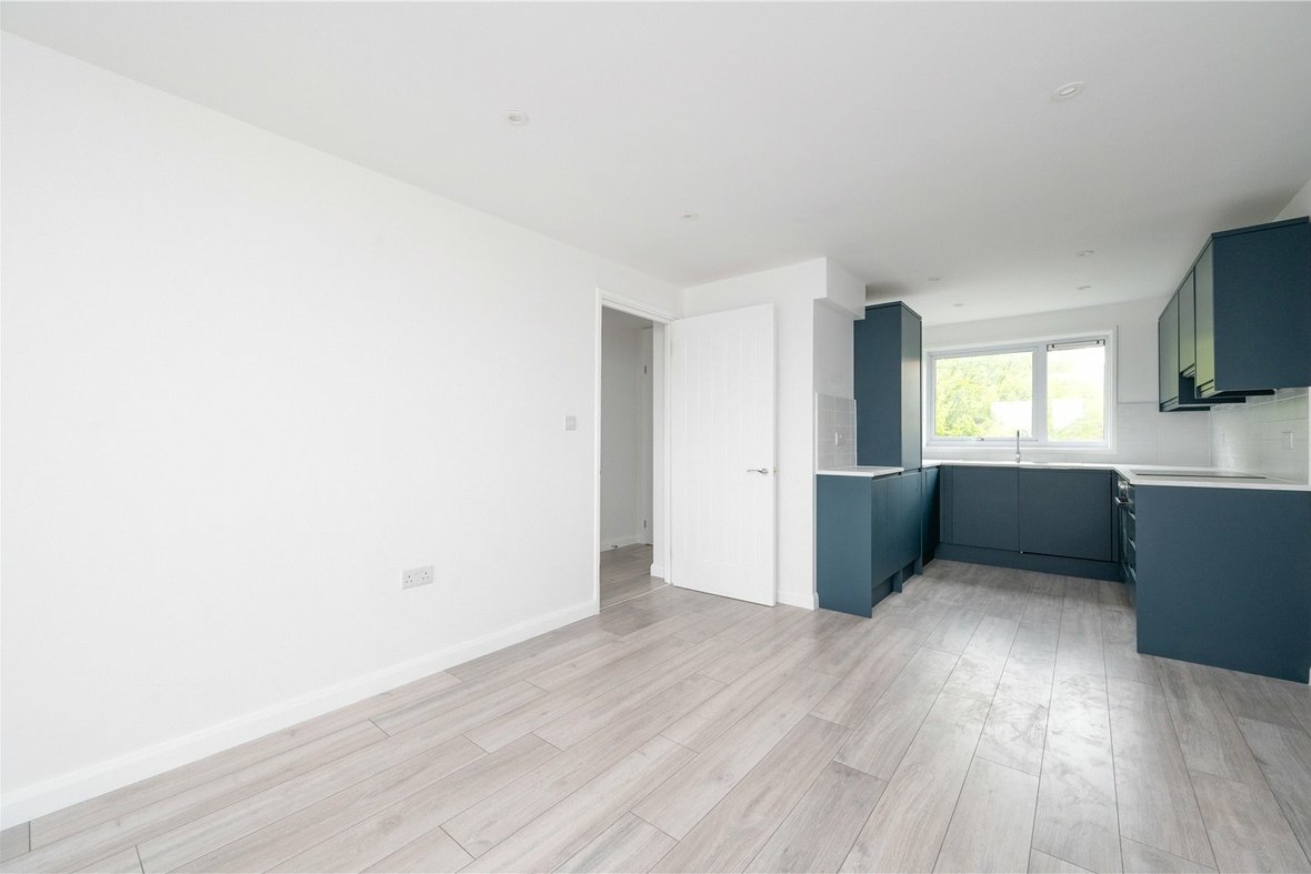 1 Bedroom Apartment For SaleApartment For Sale in Holyrood Crescent, St. Albans, Hertfordshire - View 2 - Collinson Hall