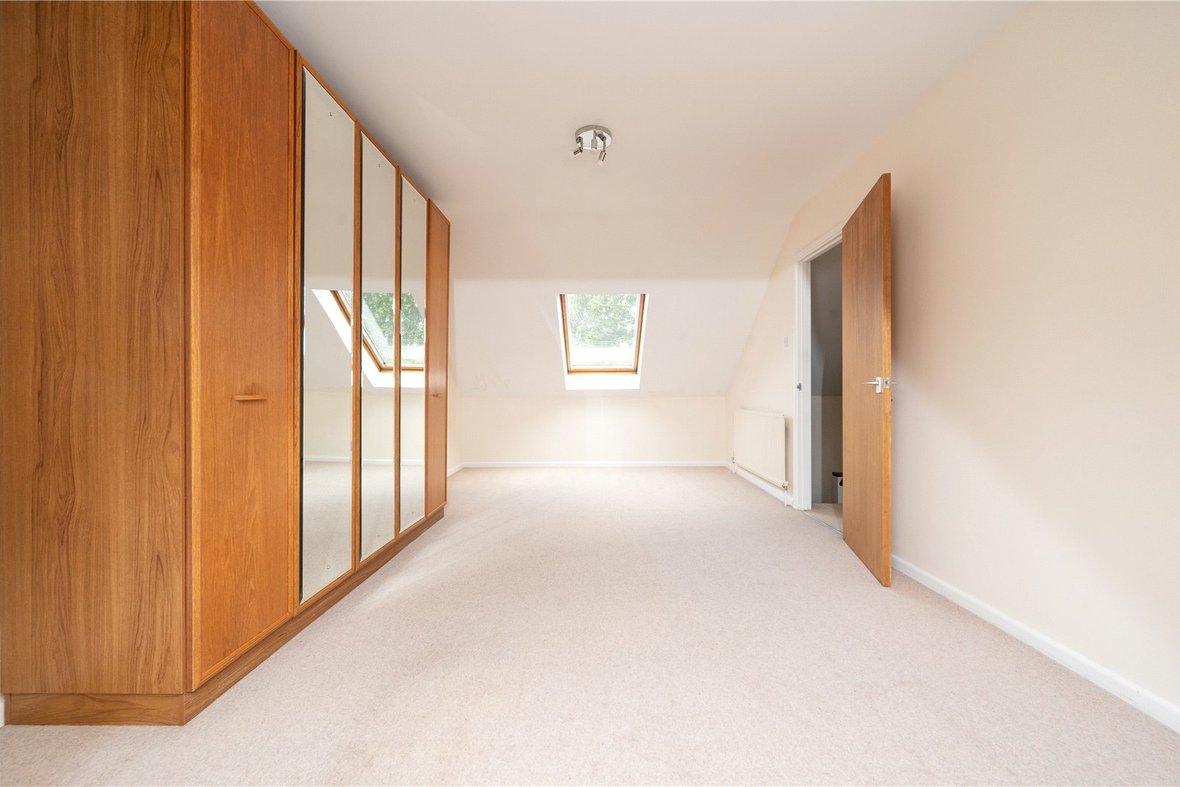 1 Bedroom Apartment Sold Subject to ContractApartment Sold Subject to Contract in Avenue Road, St. Albans, Hertfordshire - View 6 - Collinson Hall