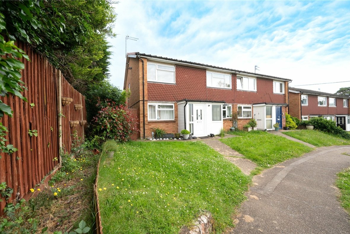 2 Bedroom Maisonette Sold Subject to ContractMaisonette Sold Subject to Contract in Tennyson Road, St. Albans, Hertfordshire - View 1 - Collinson Hall