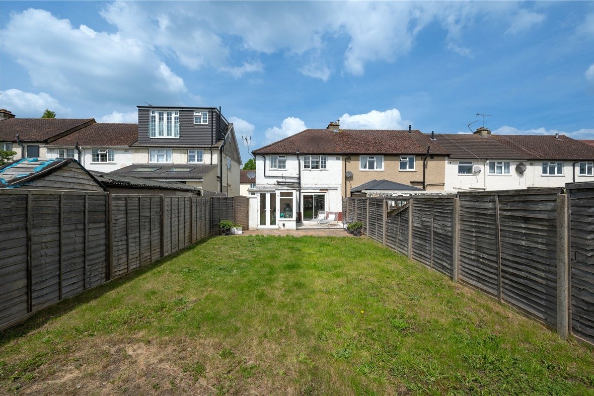 3 Bedroom House For SaleHouse For Sale in Coombes Road, London Colney, Hertfordshire - View 12 - Collinson Hall