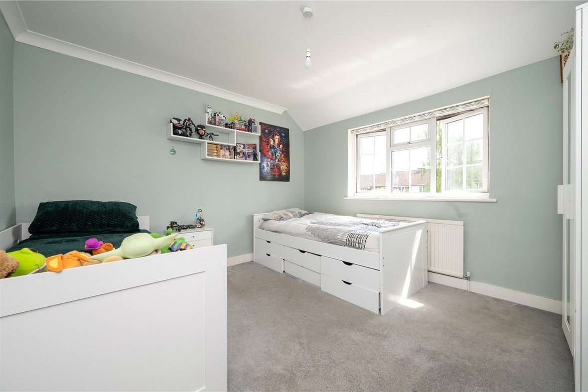 3 Bedroom House For SaleHouse For Sale in Coombes Road, London Colney, Hertfordshire - View 10 - Collinson Hall