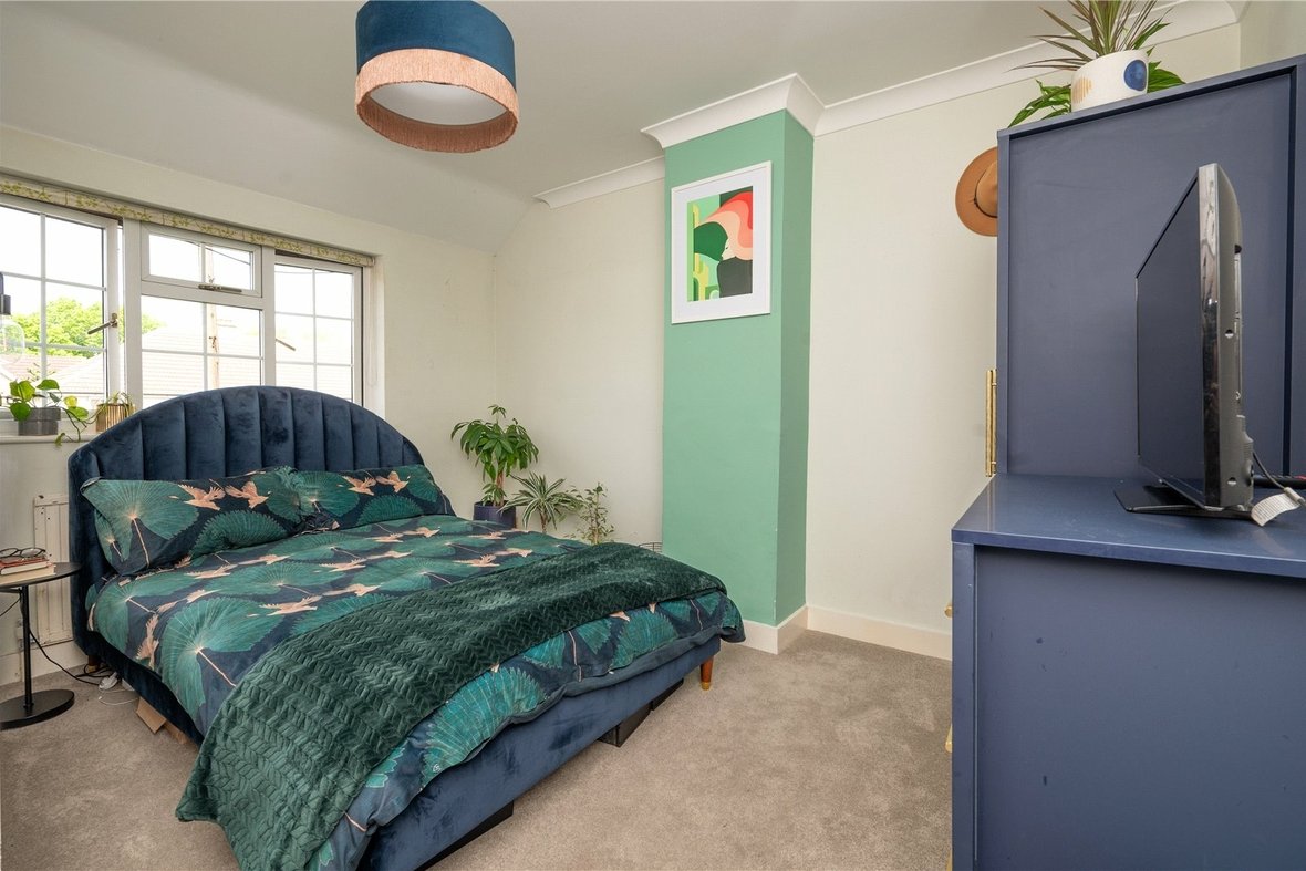 3 Bedroom House For SaleHouse For Sale in Coombes Road, London Colney, Hertfordshire - View 8 - Collinson Hall