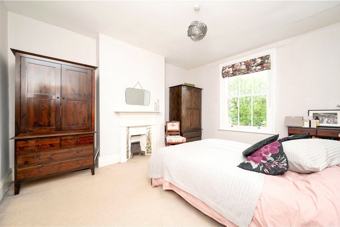 6 Bedroom House For SaleHouse For Sale in Beaconsfield Road, St. Albans, Hertfordshire - View 11 - Collinson Hall