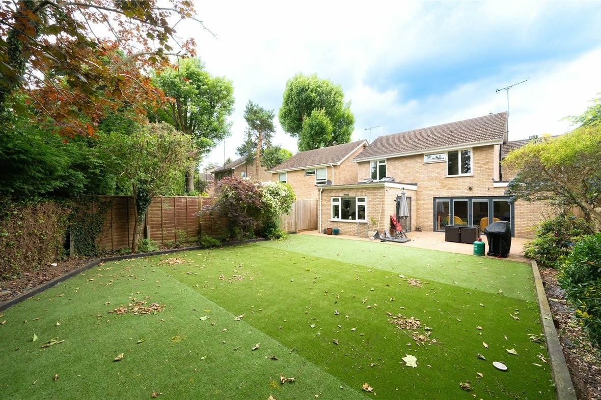 4 Bedroom House Let AgreedHouse Let Agreed in Meadowcroft, St. Albans, Hertfordshire - View 18 - Collinson Hall