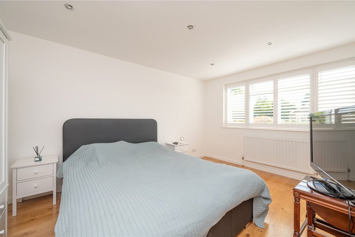 4 Bedroom House For SaleHouse For Sale in Hawthorn Way, St. Albans, Hertfordshire - View 6 - Collinson Hall