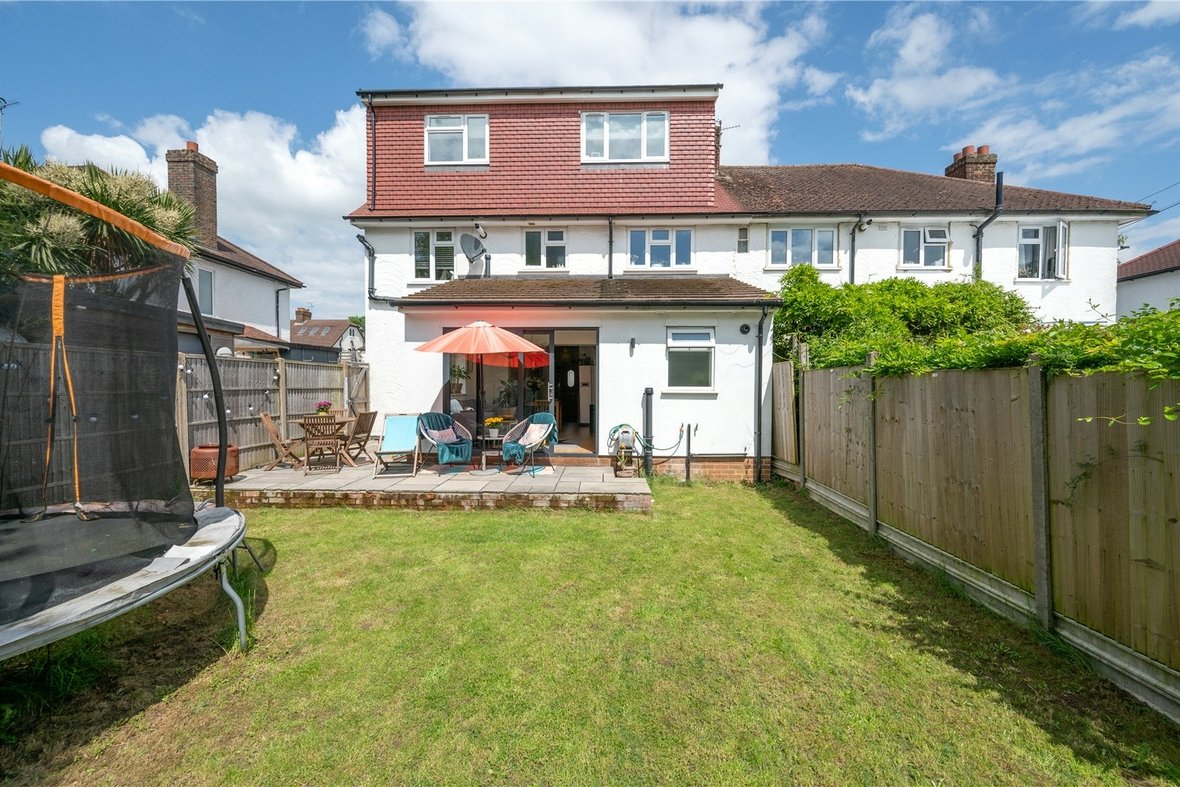 3 Bedroom Maisonette Sold Subject to ContractMaisonette Sold Subject to Contract in Tavistock Avenue, St. Albans, Hertfordshire - View 9 - Collinson Hall