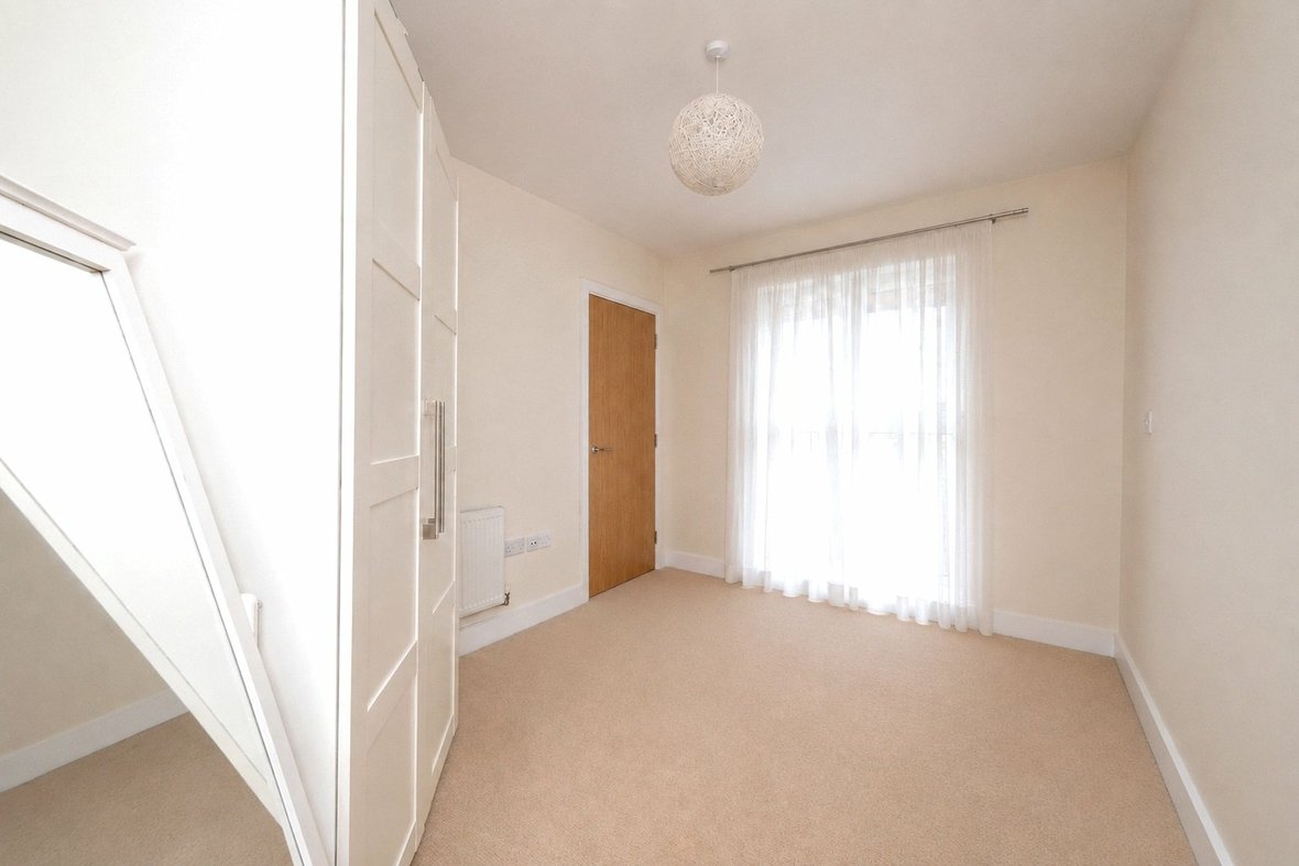 2 Bedroom Apartment LetApartment Let in Charrington Place, St. Albans, Hertfordshire - View 5 - Collinson Hall
