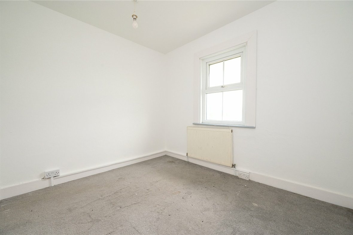 3 Bedroom House For SaleHouse For Sale in Smug Oak Lane, Colney Street, St. Albans - View 7 - Collinson Hall