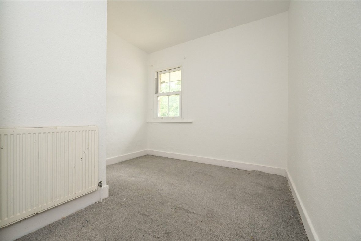 3 Bedroom House For SaleHouse For Sale in Smug Oak Lane, Colney Street, St. Albans - View 10 - Collinson Hall