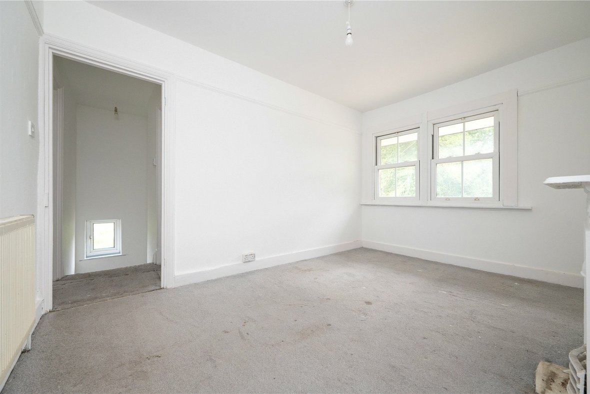 3 Bedroom House For SaleHouse For Sale in Smug Oak Lane, Colney Street, St. Albans - View 6 - Collinson Hall