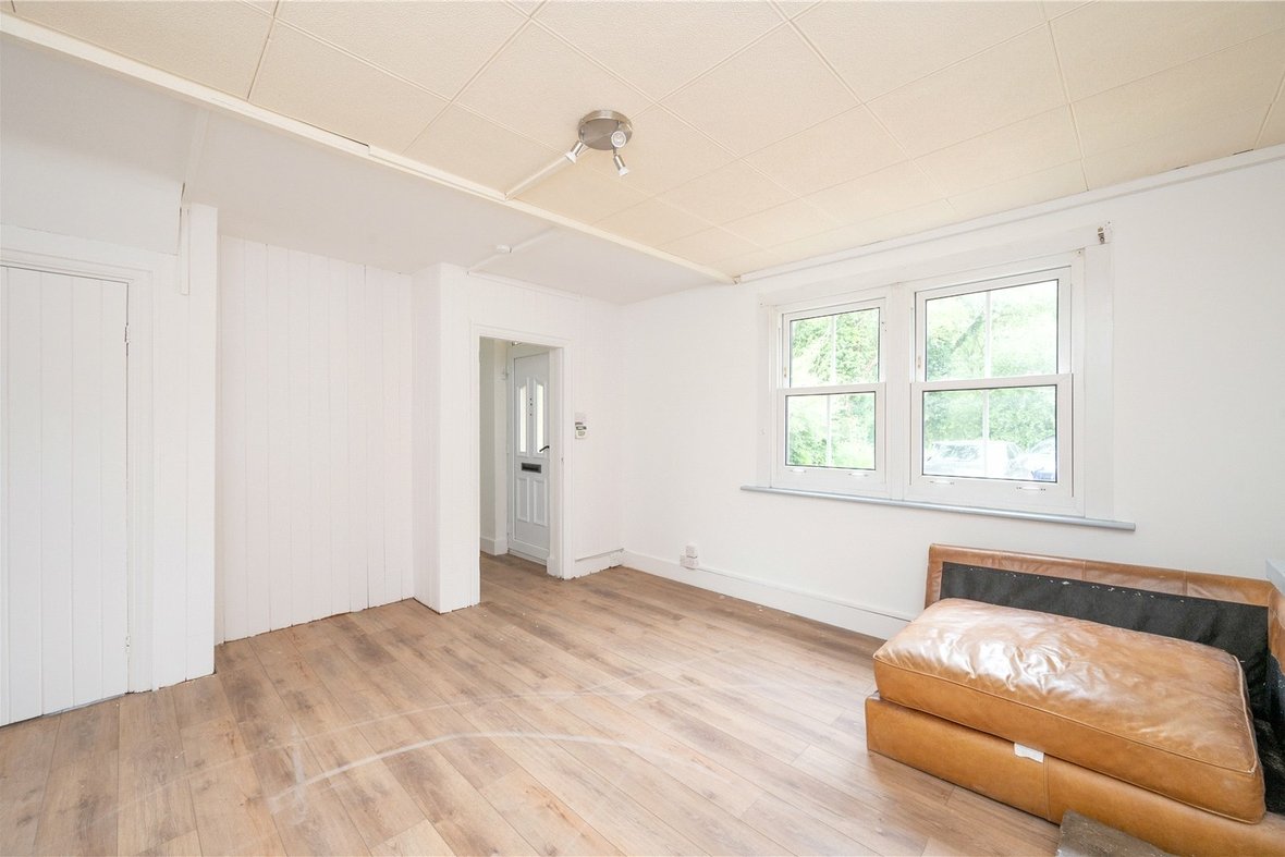 3 Bedroom House For SaleHouse For Sale in Smug Oak Lane, Colney Street, St. Albans - View 1 - Collinson Hall