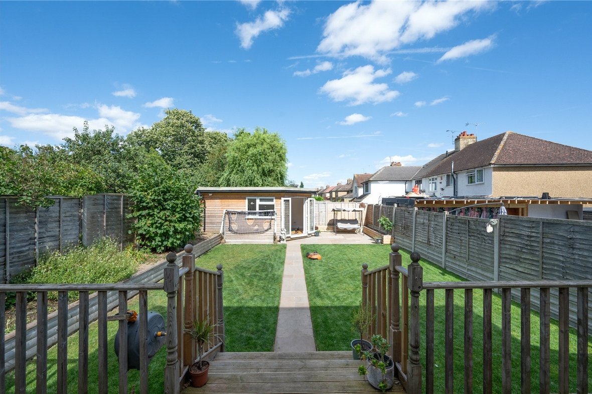 4 Bedroom House For SaleHouse For Sale in Shenley Lane, London Colney, St Albans - View 20 - Collinson Hall