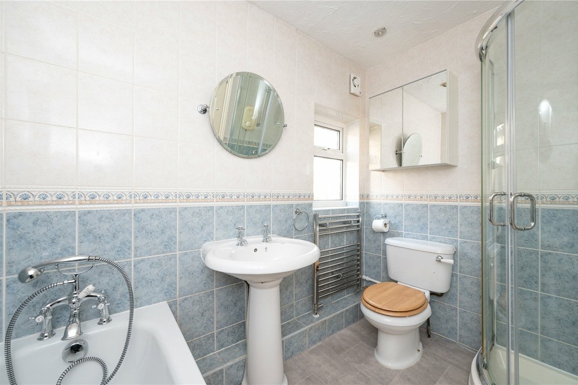 4 Bedroom House New InstructionHouse New Instruction in Maplefield, Park Street, St. Albans - View 9 - Collinson Hall