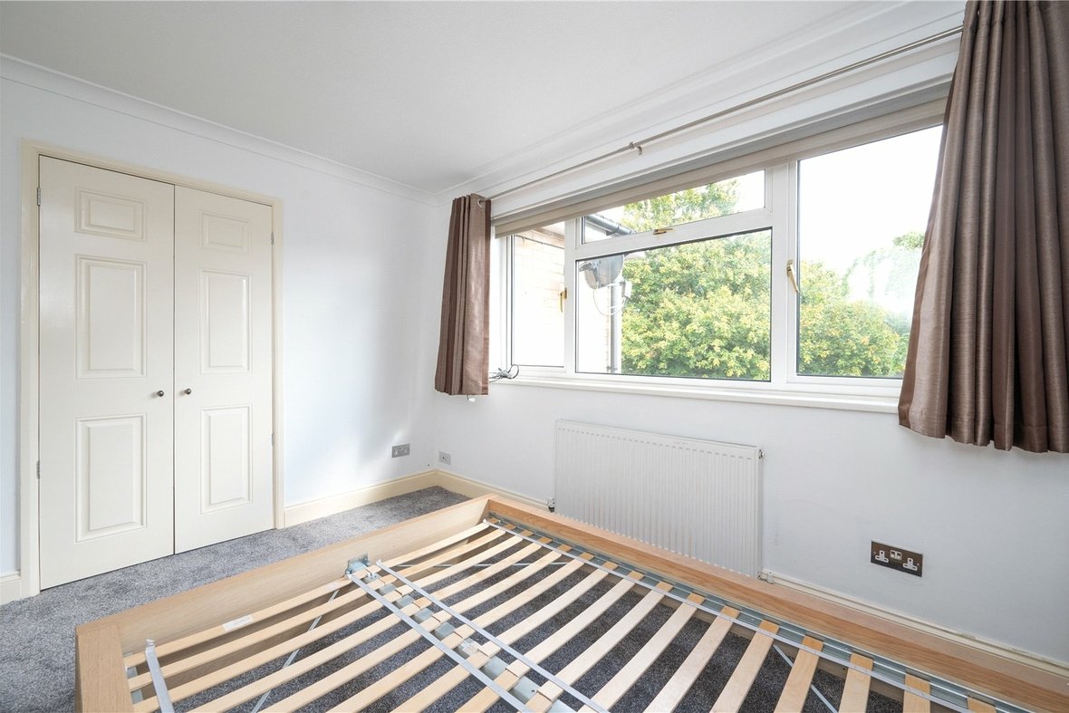 4 Bedroom House New InstructionHouse New Instruction in Maplefield, Park Street, St. Albans - View 8 - Collinson Hall