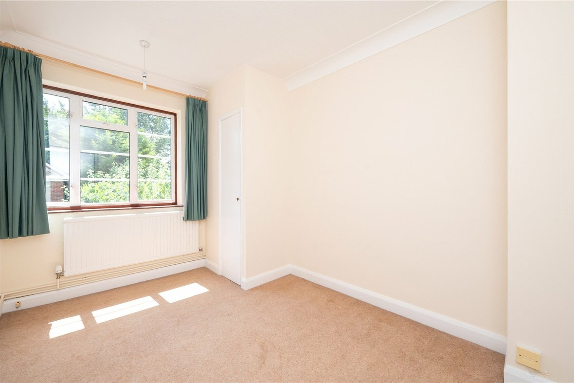 2 Bedroom Maisonette For SaleMaisonette For Sale in Woodstock Road North, St. Albans, Hertfordshire - View 9 - Collinson Hall