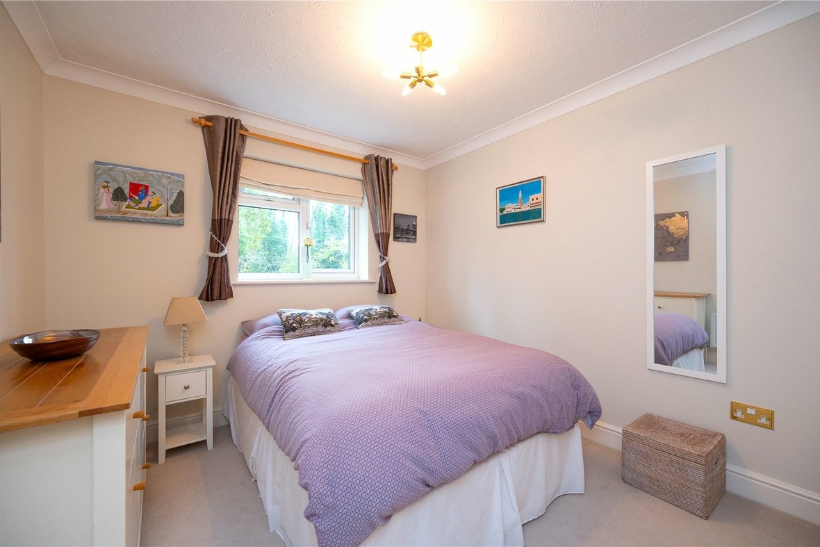 4 Bedroom House For SaleHouse For Sale in Forge End, St. Albans, Hertfordshire - View 13 - Collinson Hall