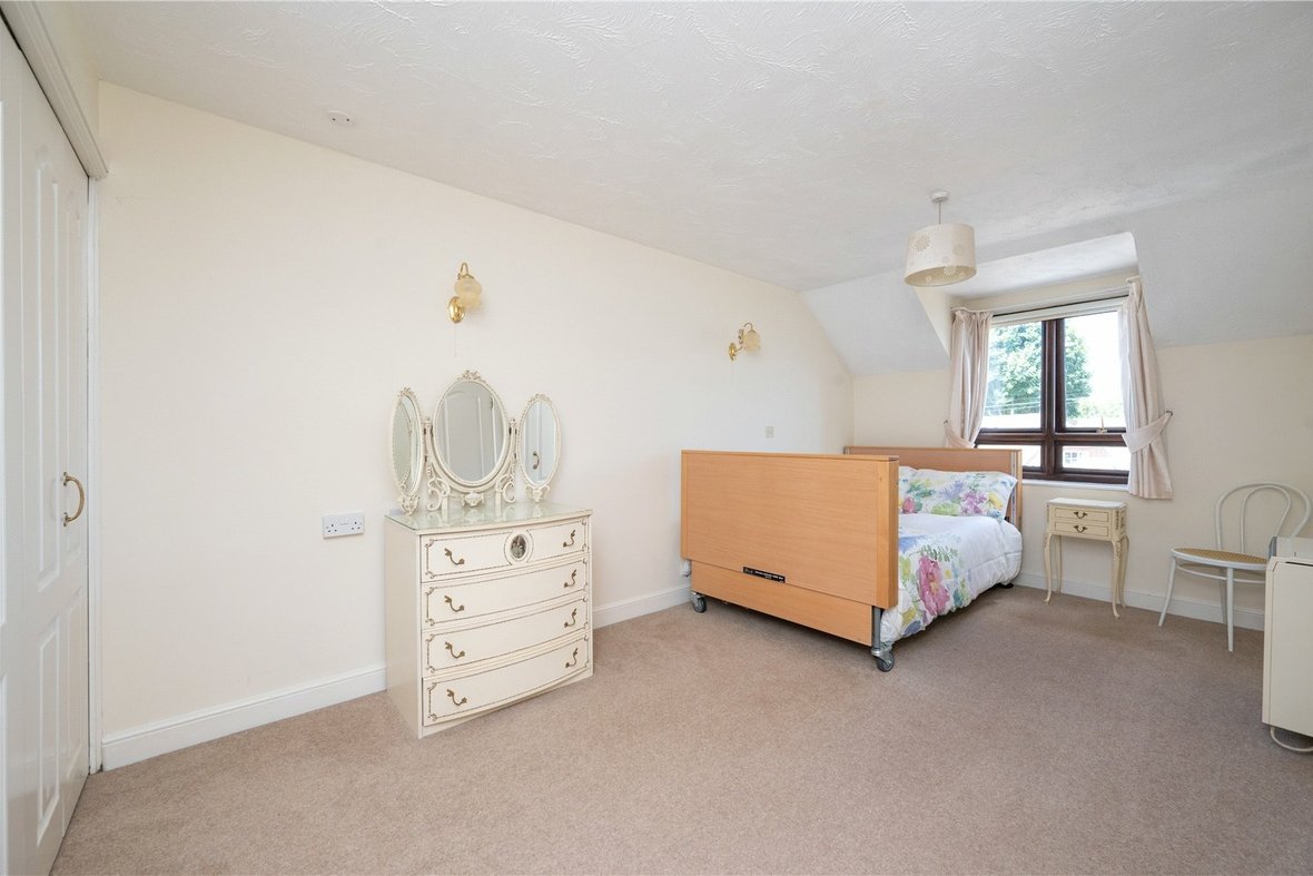 1 Bedroom Apartment For SaleApartment For Sale in Hatfield Road, St. Albans, Hertfordshire - View 4 - Collinson Hall