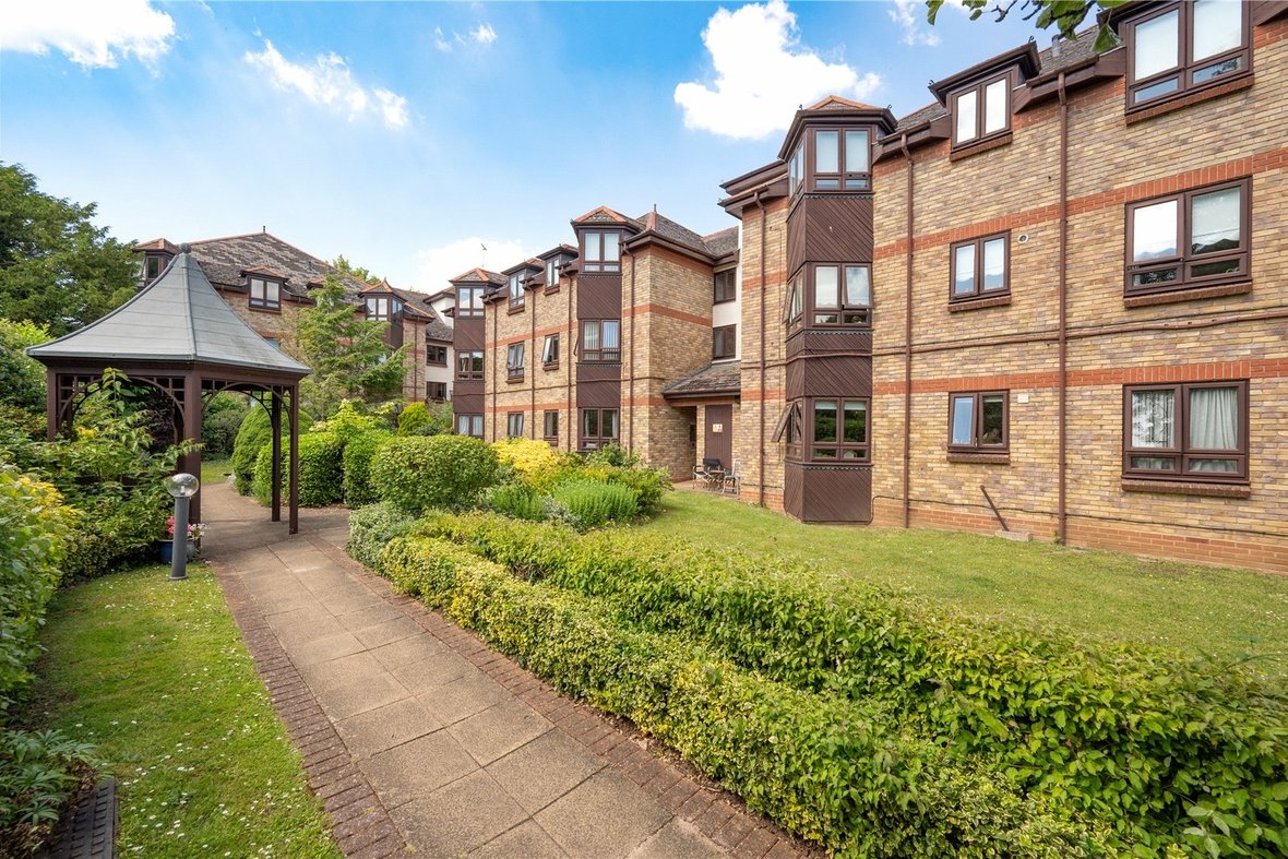 1 Bedroom Apartment For SaleApartment For Sale in Hatfield Road, St. Albans, Hertfordshire - View 13 - Collinson Hall