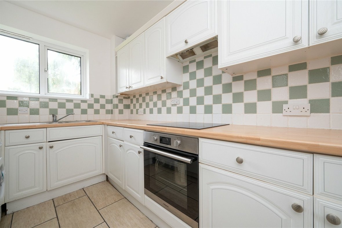 2 Bedroom Apartment Let AgreedApartment Let Agreed in Hillside Road, St. Albans, Hertfordshire - View 3 - Collinson Hall