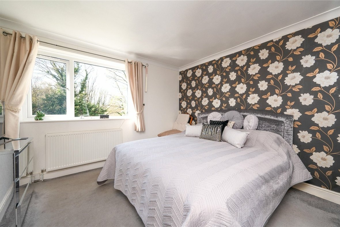 4 Bedroom House New InstructionHouse New Instruction in Field View Rise, Bricket Wood, St. Albans - View 6 - Collinson Hall