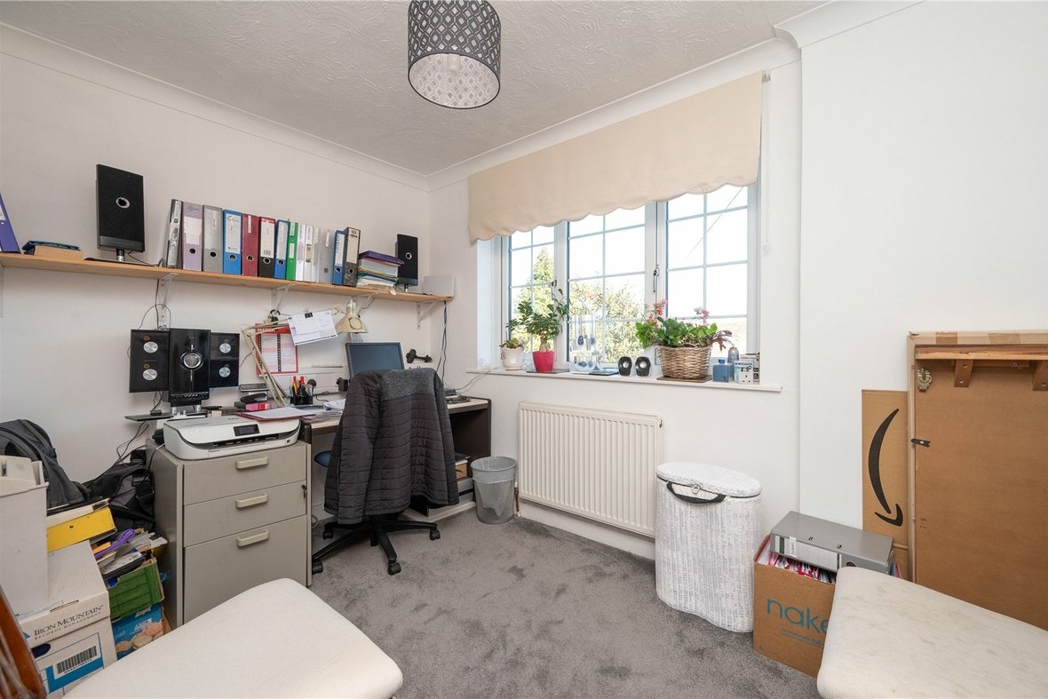 4 Bedroom House New InstructionHouse New Instruction in Field View Rise, Bricket Wood, St. Albans - View 12 - Collinson Hall