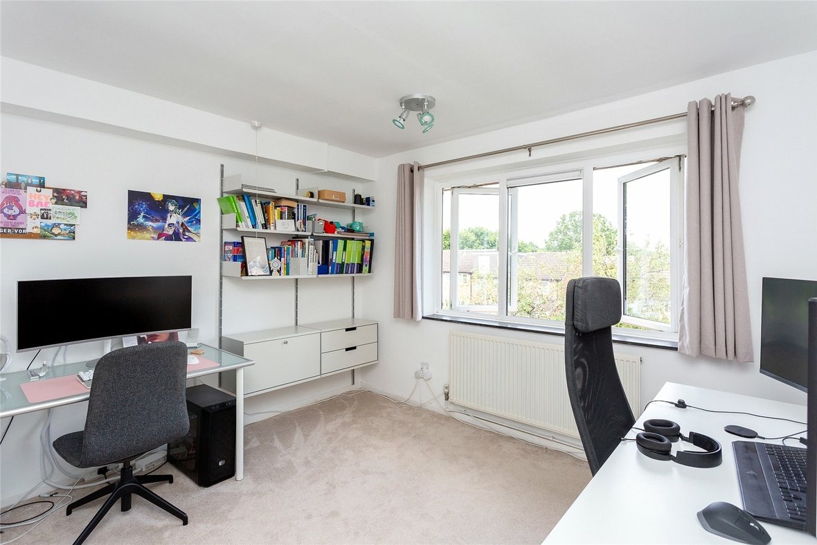 2 Bedroom Apartment For SaleApartment For Sale in Tudor Road, St. Albans, Hertfordshire - View 9 - Collinson Hall