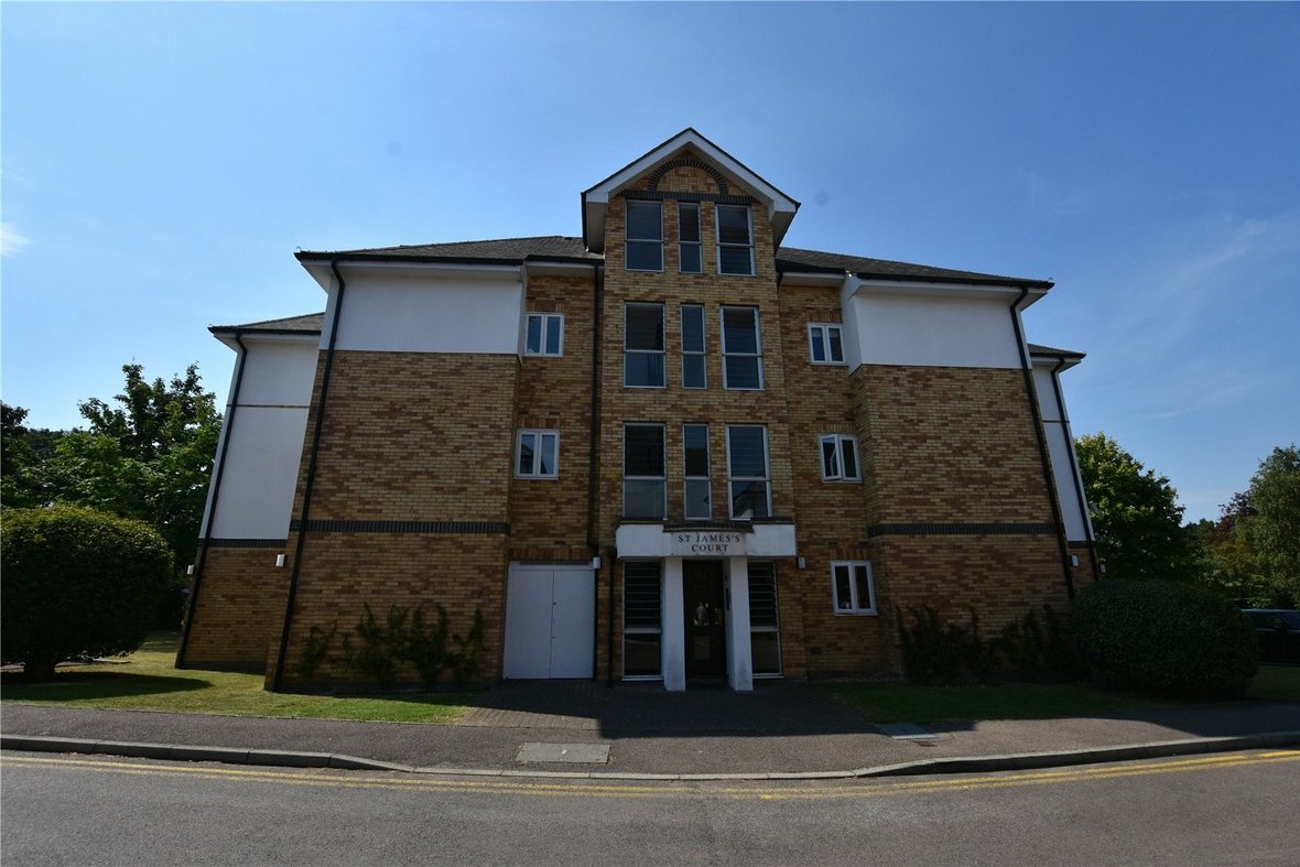 1 Bedroom Apartment Let AgreedApartment Let Agreed in St James Court, Park View Close, St. Albans - View 1 - Collinson Hall