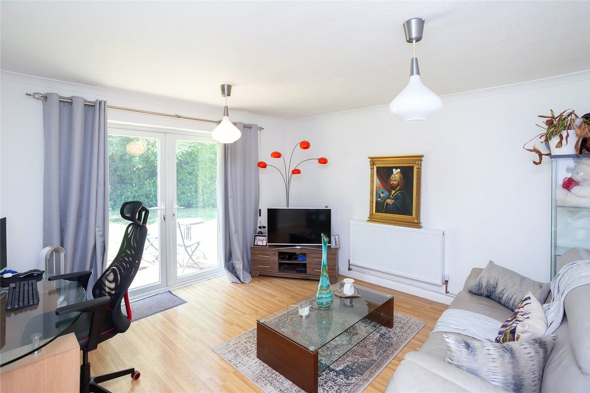 2 Bedroom Apartment Sold Subject to ContractApartment Sold Subject to Contract in Vesta Avenue, St. Albans, Hertfordshire - View 2 - Collinson Hall