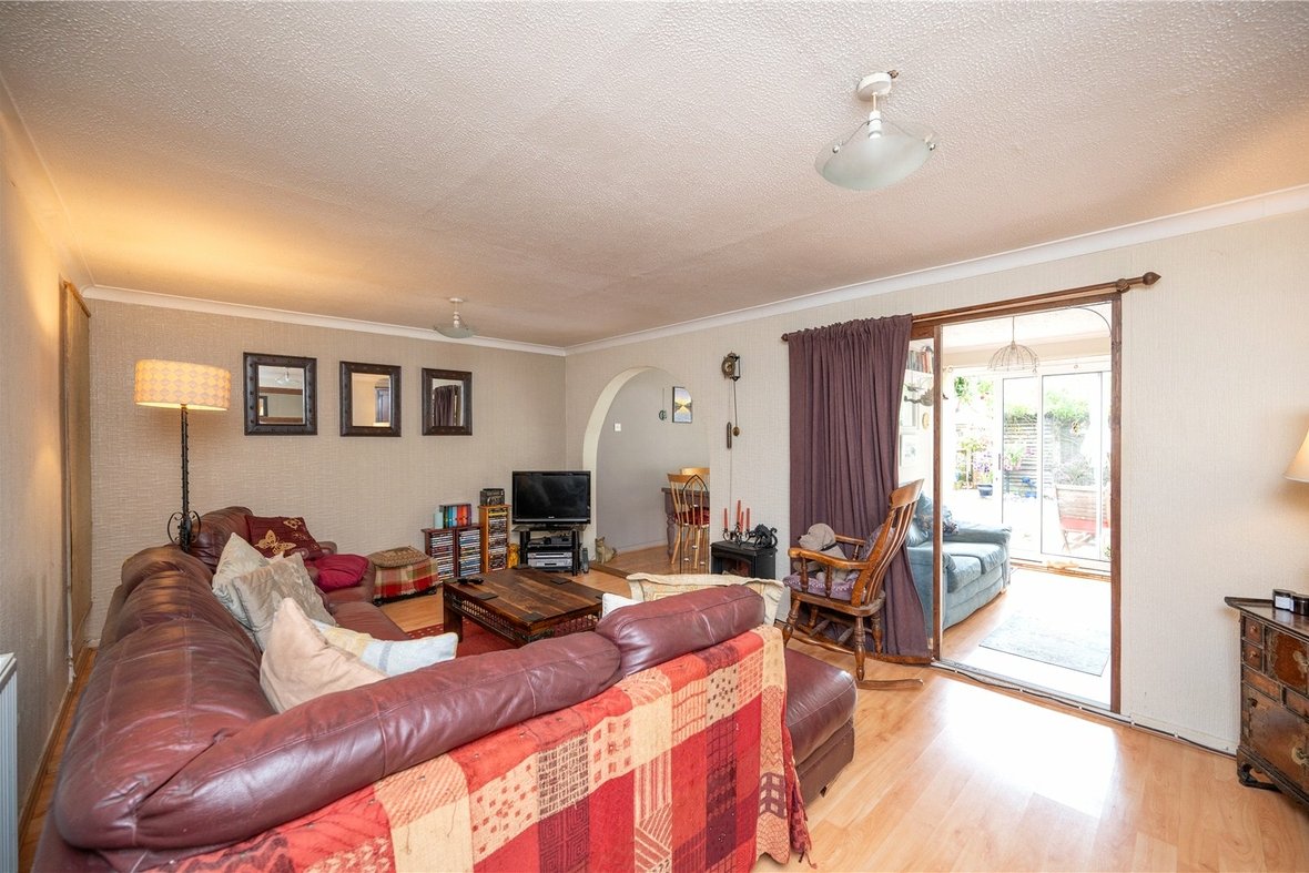 3 Bedroom House For SaleHouse For Sale in Chantry Lane, London Colney, St. Albans - View 11 - Collinson Hall