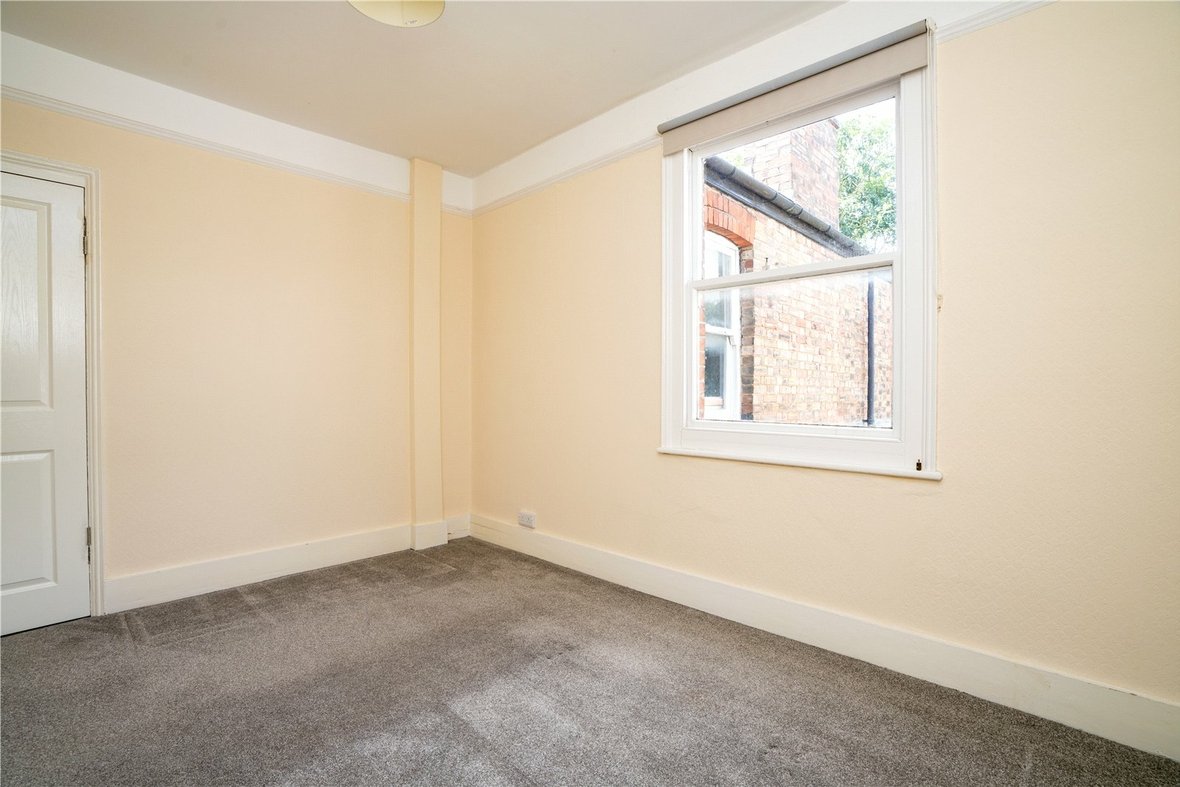 1 Bedroom Maisonette Let AgreedMaisonette Let Agreed in Stanhope Road, St. Albans, Hertfordshire - View 8 - Collinson Hall