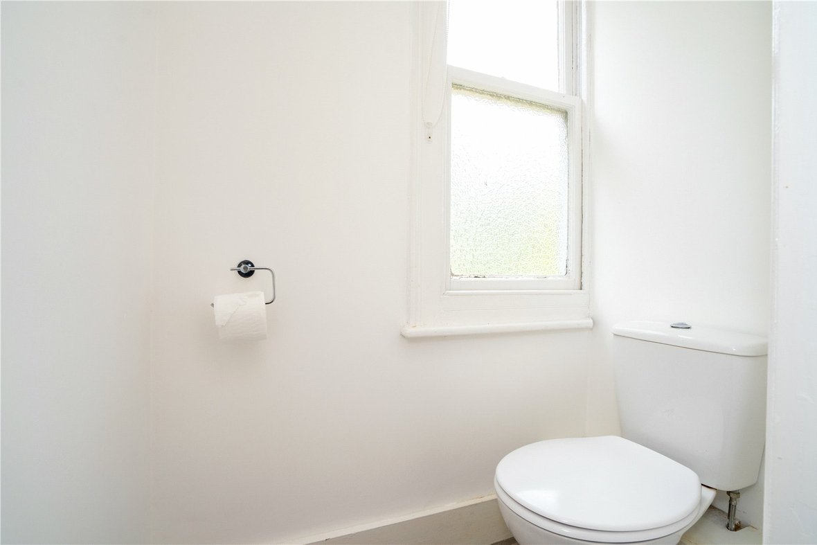 1 Bedroom Maisonette Let AgreedMaisonette Let Agreed in Stanhope Road, St. Albans, Hertfordshire - View 7 - Collinson Hall