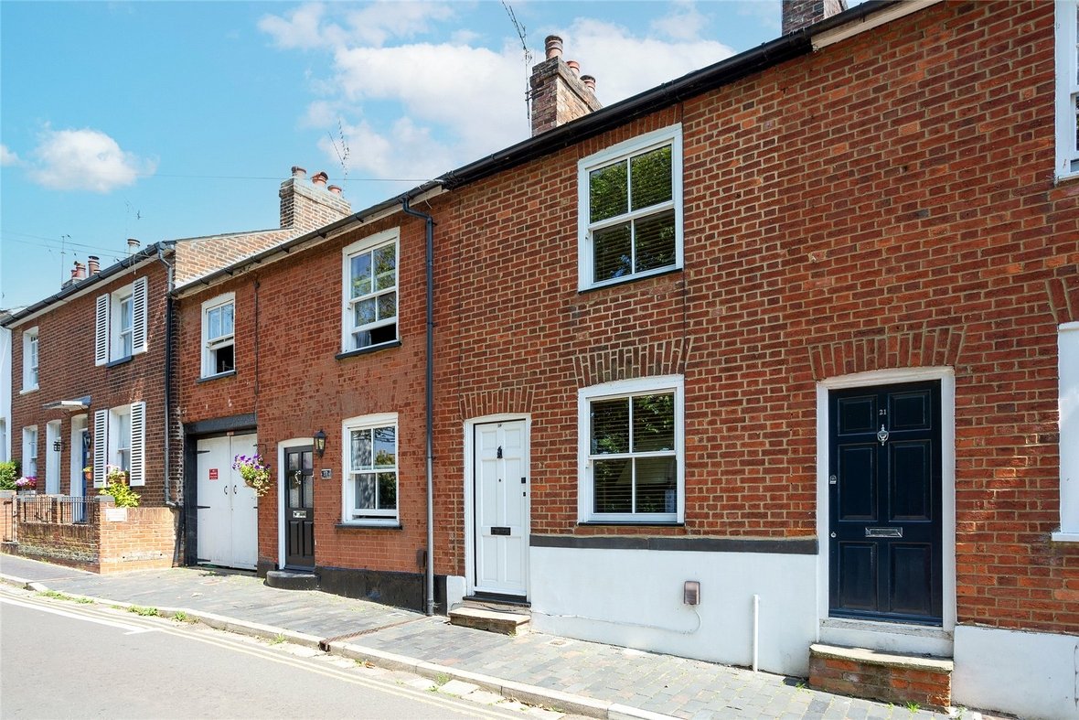 2 Bedroom House For SaleHouse For Sale in New England Street, St. Albans, Hertfordshire - View 1 - Collinson Hall