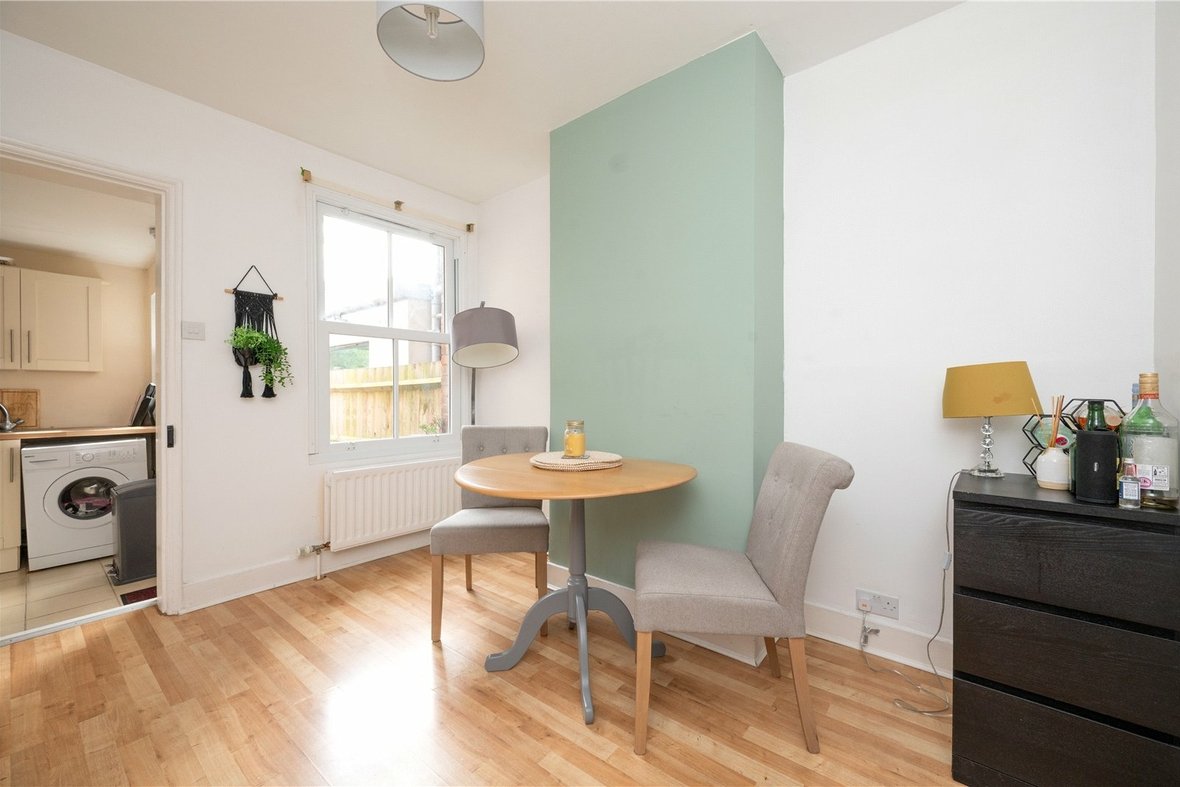 2 Bedroom  New Instruction New Instruction in Arthur Road, St. Albans, Hertfordshire - View 8 - Collinson Hall