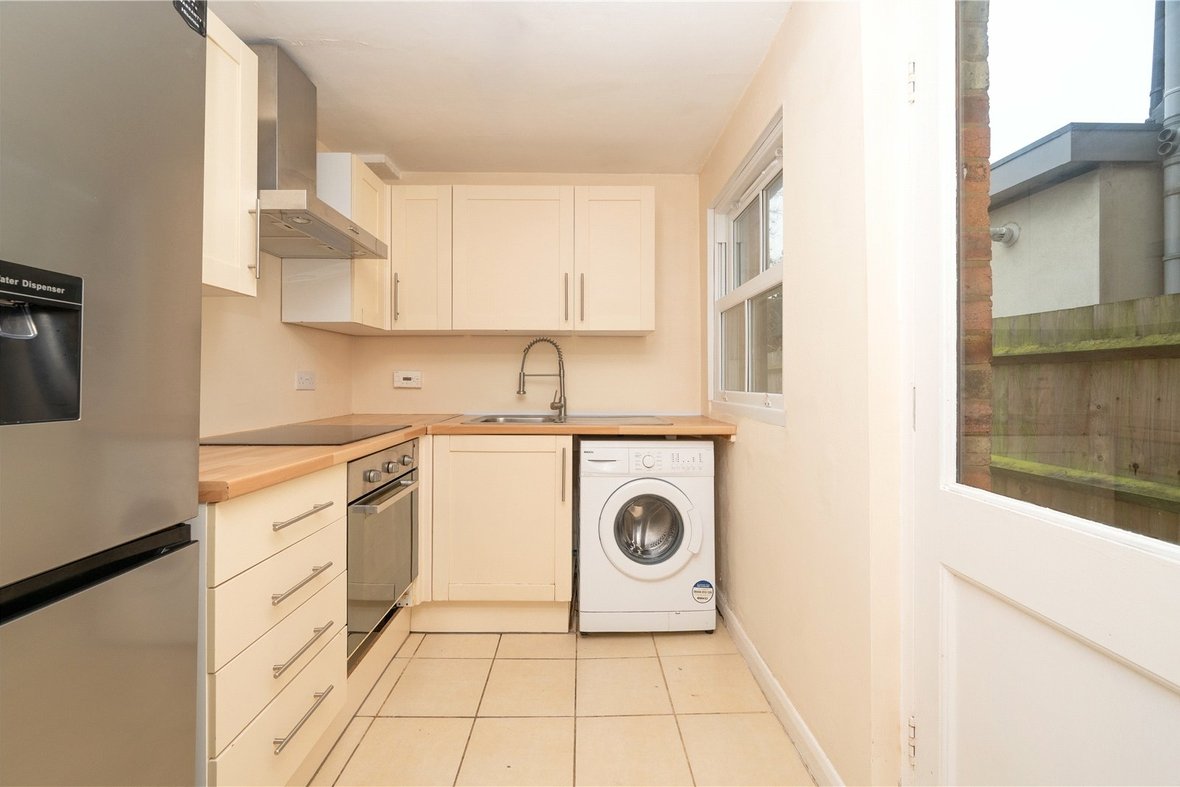 2 Bedroom House To LetHouse To Let in Arthur Road, St. Albans, Hertfordshire - View 6 - Collinson Hall