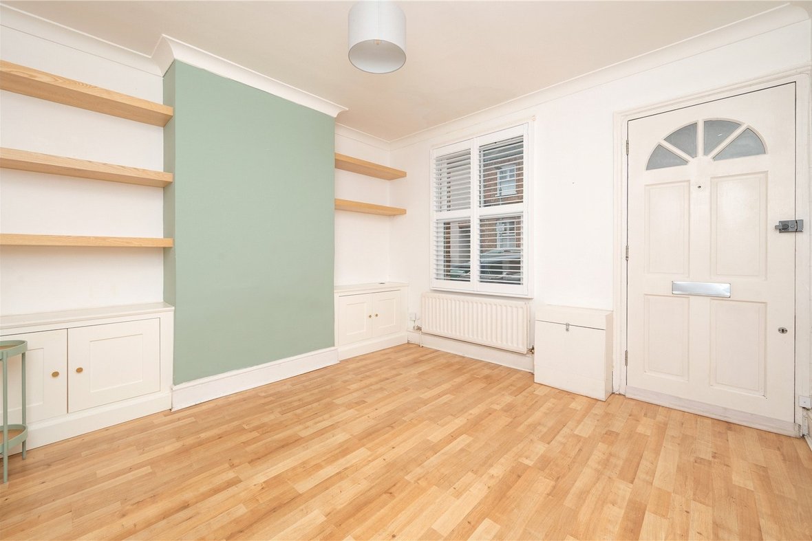 2 Bedroom House To LetHouse To Let in Arthur Road, St. Albans, Hertfordshire - View 5 - Collinson Hall