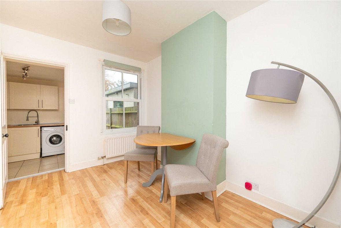 2 Bedroom House To LetHouse To Let in Arthur Road, St. Albans, Hertfordshire - View 10 - Collinson Hall