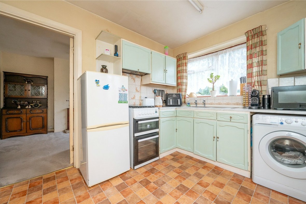 3 Bedroom House For SaleHouse For Sale in Hill Farm Avenue, Watford, Hertfordshire - View 3 - Collinson Hall