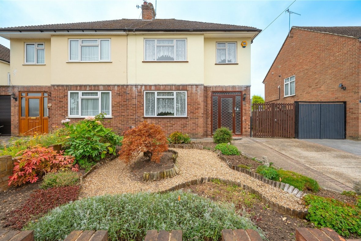 3 Bedroom House For SaleHouse For Sale in Hill Farm Avenue, Watford, Hertfordshire - View 1 - Collinson Hall