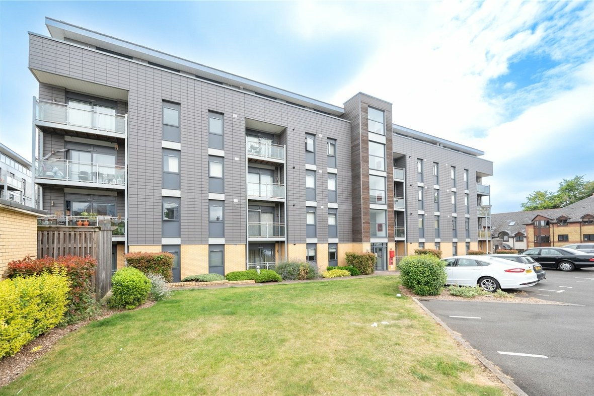 2 Bedroom Apartment For SaleApartment For Sale in Newsom Place, St. Peters Road, St. Albans - View 1 - Collinson Hall